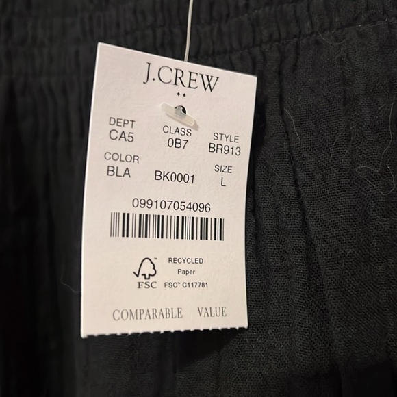 Unlined, lightweight crinkle fabric skirt - Picture 5 of 6